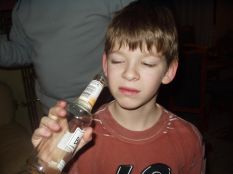 öcsém az alkoholista (10éves 5V neki elég)