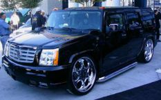 H2 Escalade fronttal