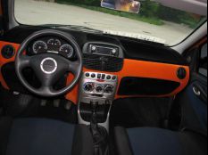 Fiat Punto Orange version 007 beltér