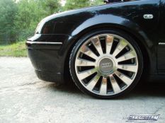 Audi A8 Ramses felniken