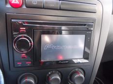 Pioneer AVIC-F320BT