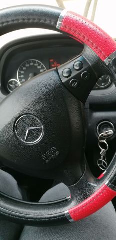 Mercedes 2002